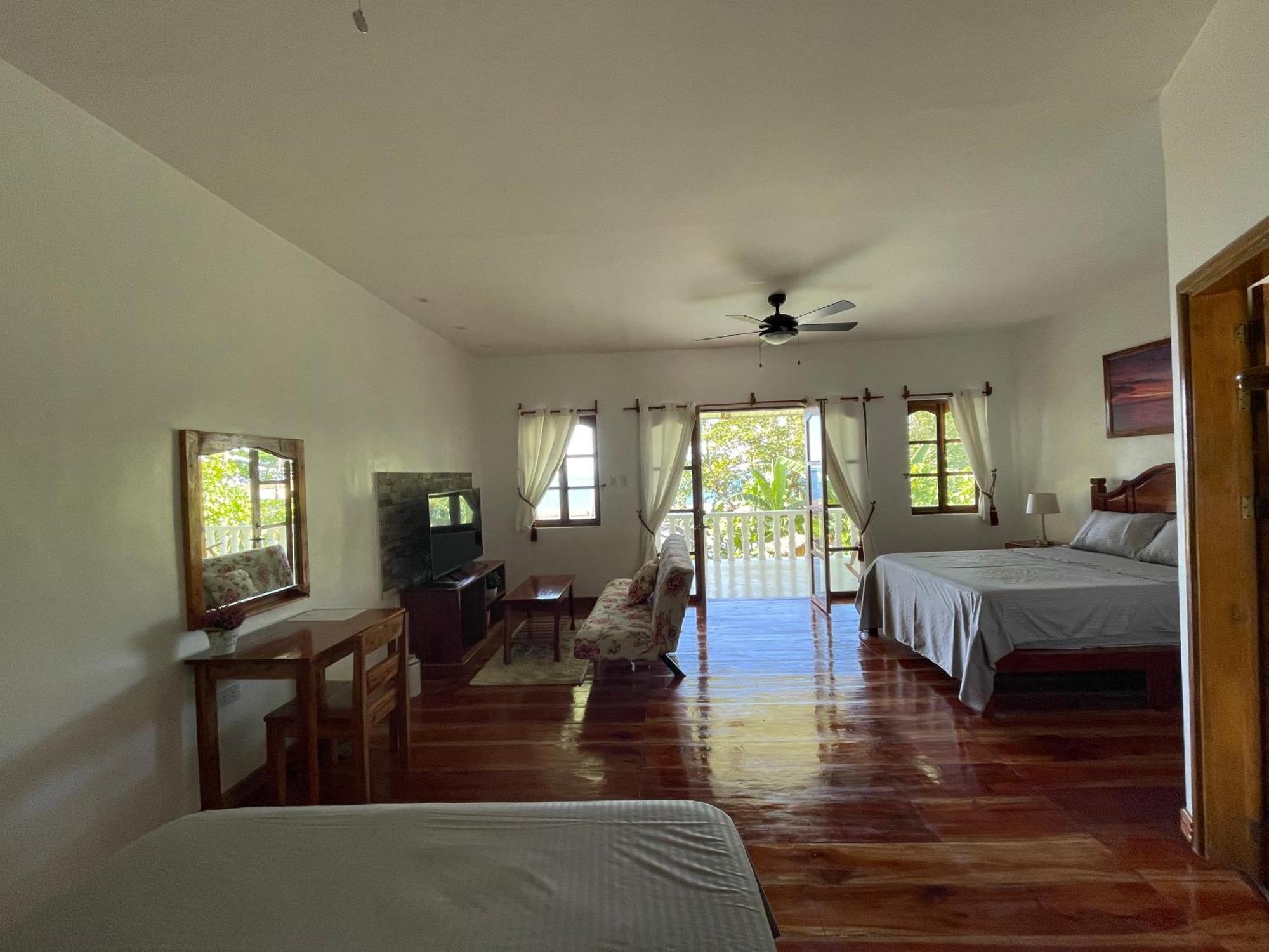 Agoho Resort Mambajao Camera foto