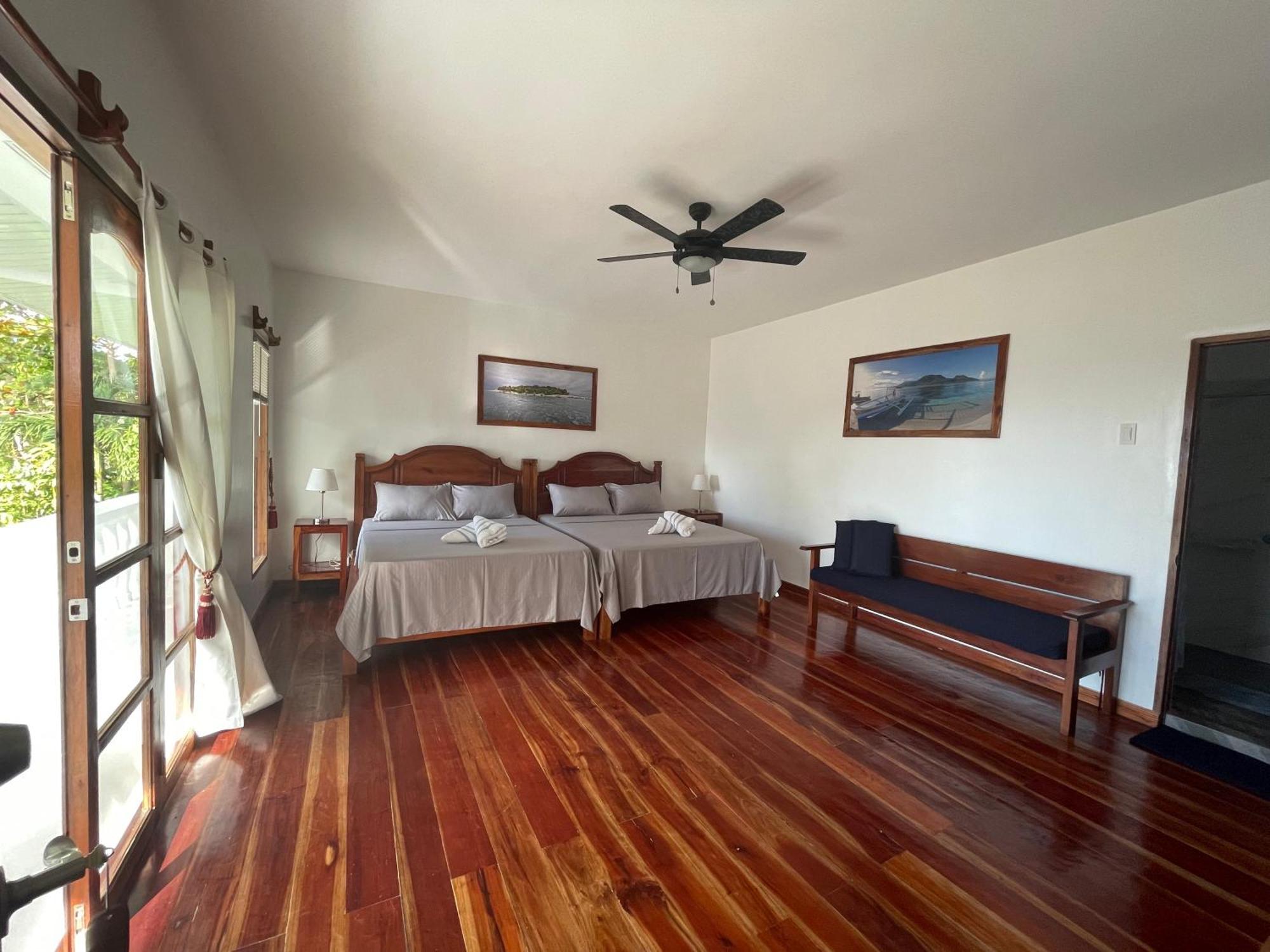 Agoho Resort Mambajao Camera foto