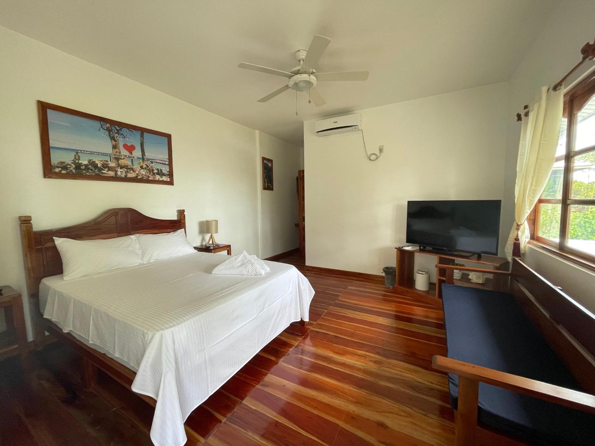 Agoho Resort Mambajao Camera foto